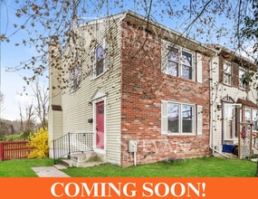 Building Photo - 5372 King Arthur Cir