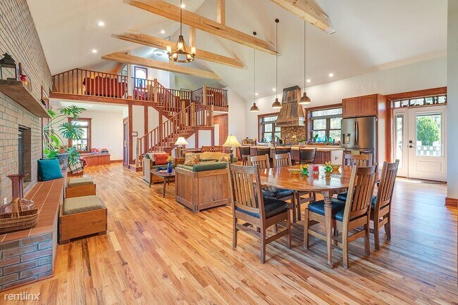 Foto del edificio - 4 br, 3.5 bath House - 351 Beaverdam Loop ...