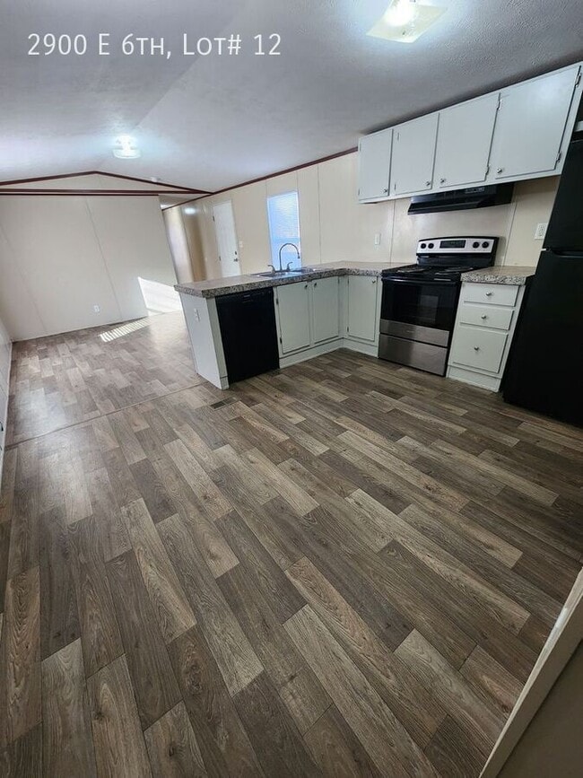 Foto del edificio - 2900 E 6th Ave