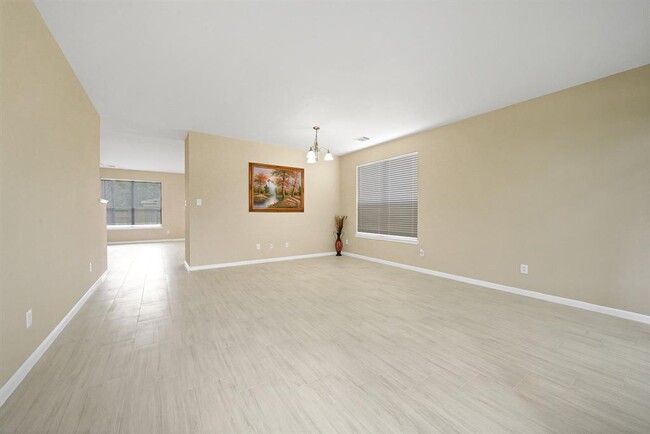 Building Photo - 5111 Meadow Canyon Dr