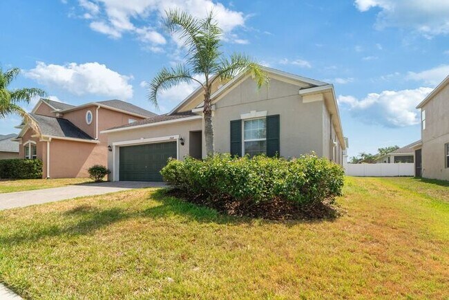 Foto del edificio - Spacious 4 bed, 3 Bath Terra Bella Home fo...