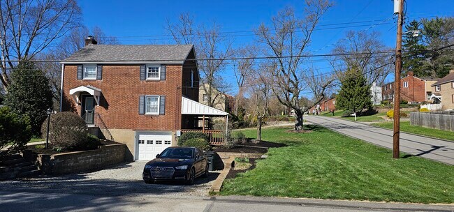 Foto del edificio - 200 Hartle Rd