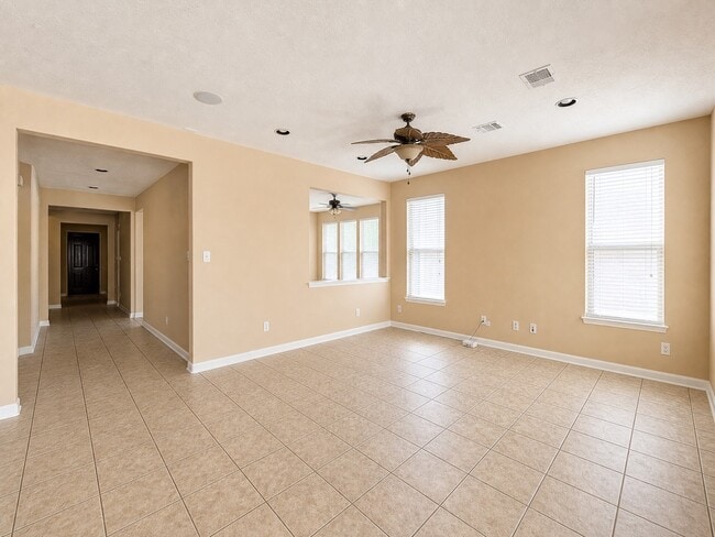 Building Photo - 26210 Riley Glen Dr