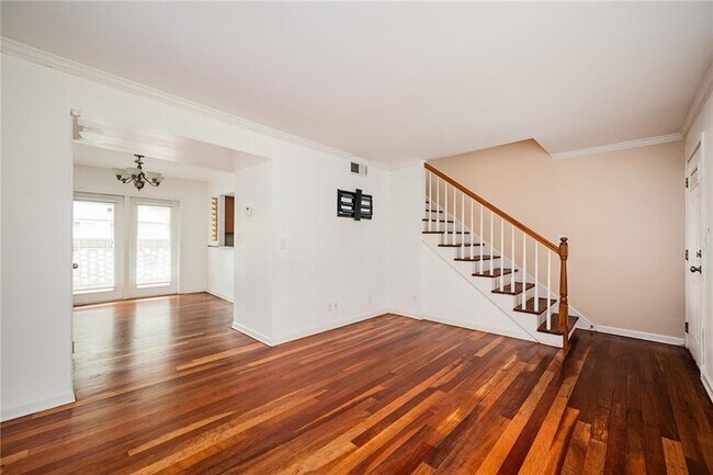 Foto del edificio - 6940 Roswell Rd