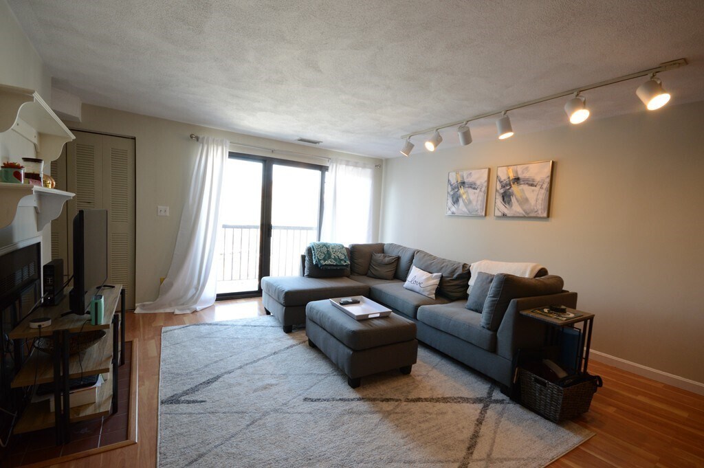 Foto principal - 1600 Massachusetts Ave