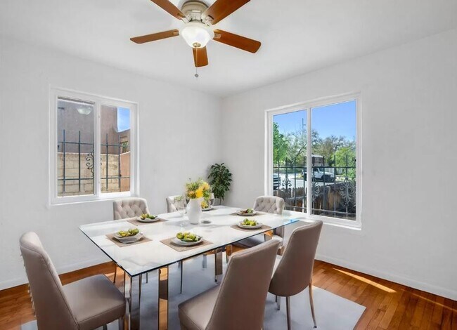 Foto del edificio - 1605 Lead Ave SE
