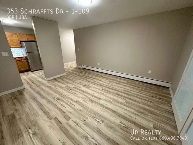 Building Photo - 353 Schraffts Dr