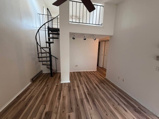 Building Photo - 270 Burgundy Hill Ln