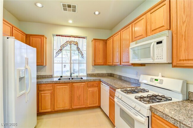 Foto del edificio - 6265 Winston Falls Ave