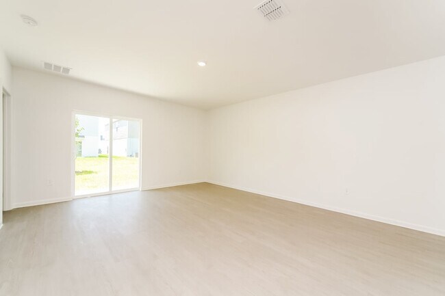 Building Photo - 6228 Botticella Blvd