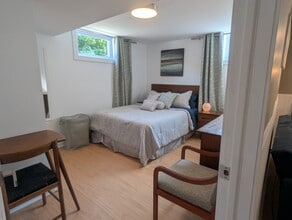 Building Photo - 81 Rue Brady