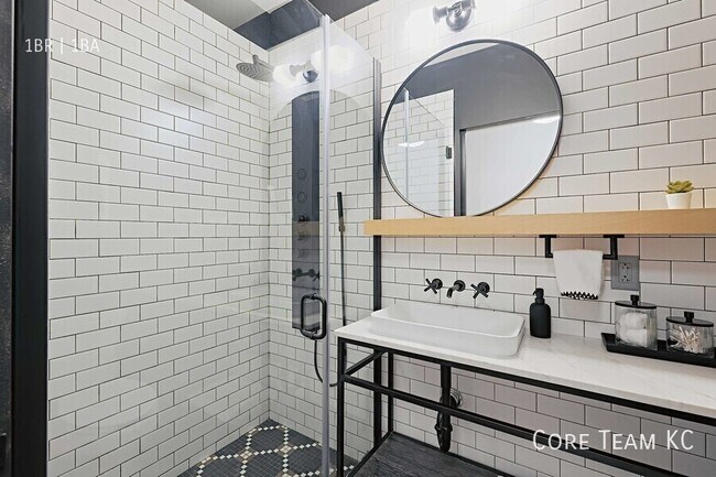 Foto del edificio - 310 E 39th St