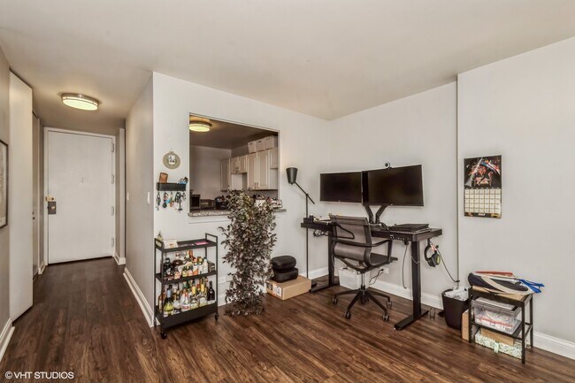 Foto del edificio - 1636 N Wells St