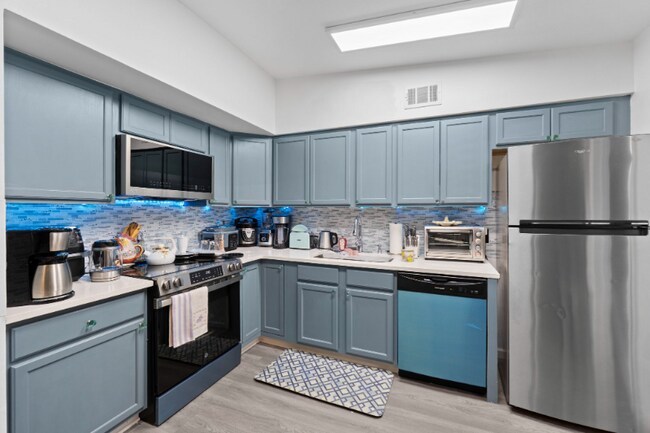 Foto del edificio - 228 Sunset Dr