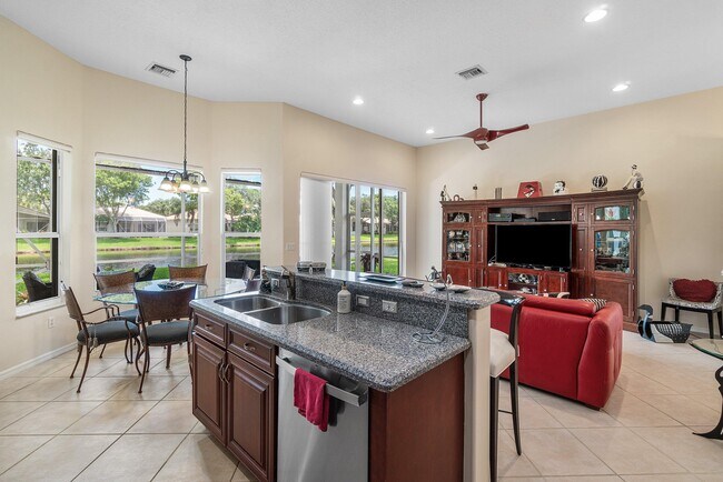 Foto del edificio - 12196 Landrum Way