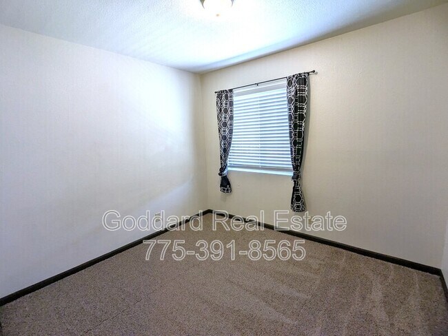 Foto del edificio - 520 Colorado River Blvd