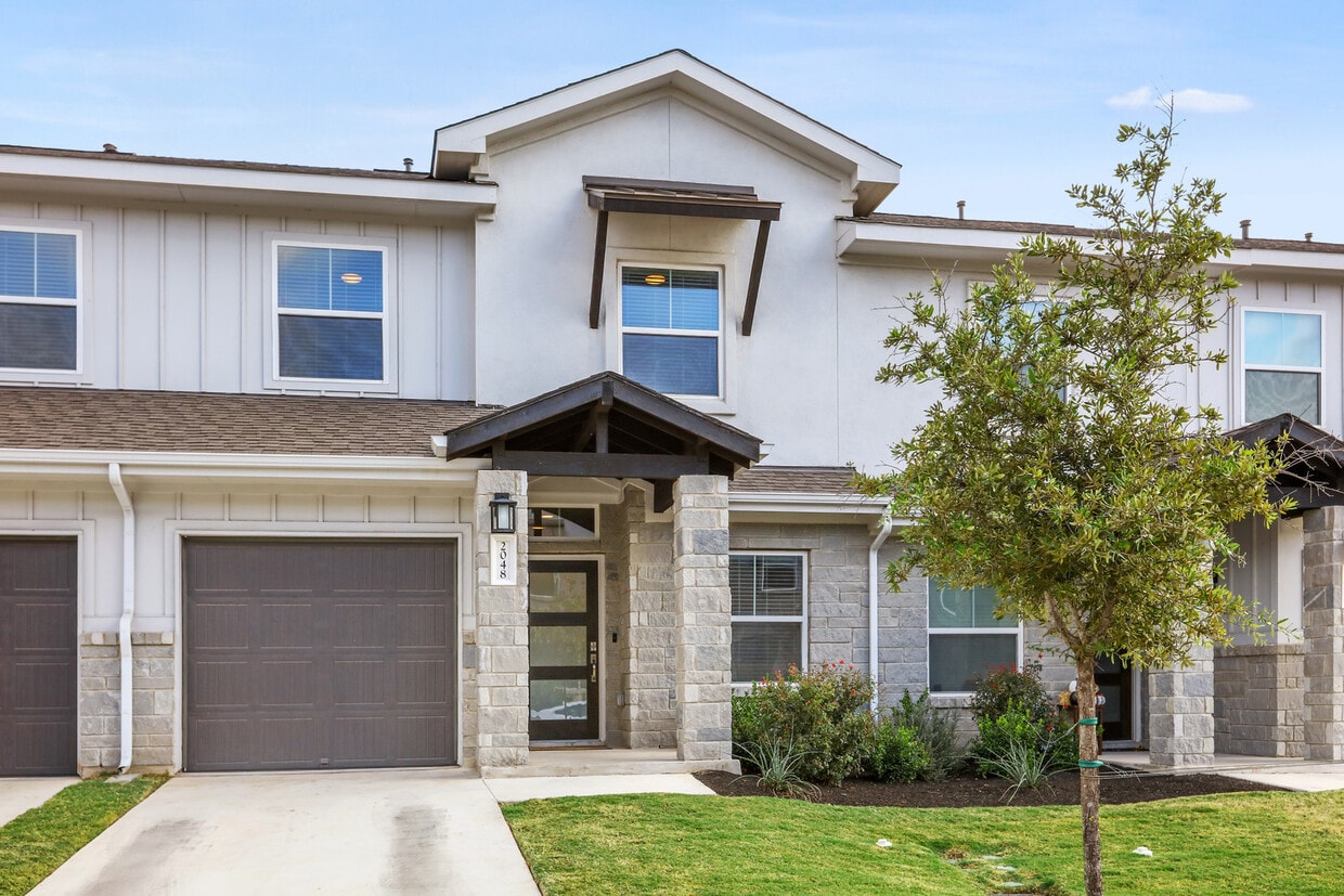 2048 Local Rebel Loop, Leander, TX 78641 Townhome Rentals in Leander