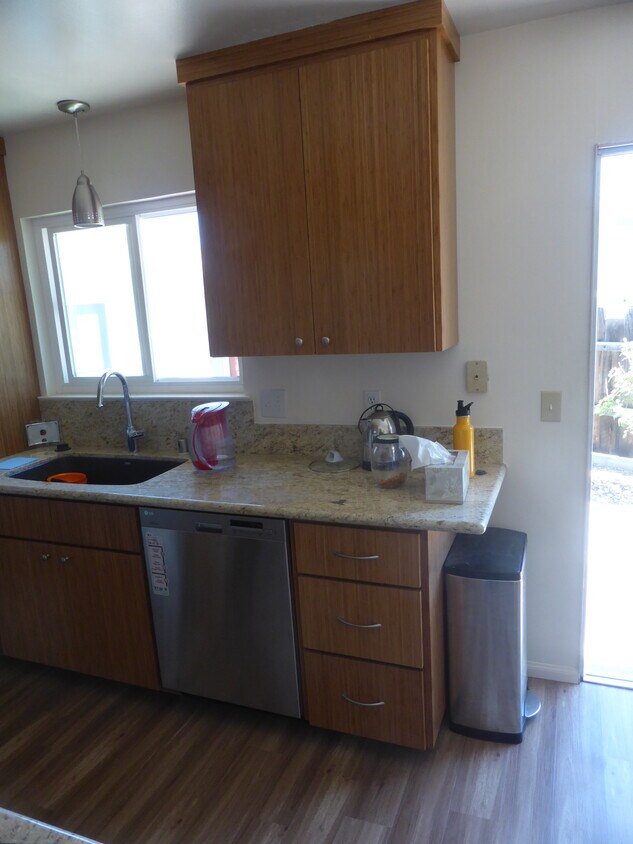 Building Photo - 22722 Medina Ln