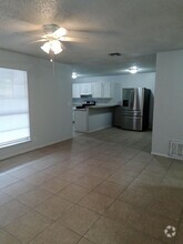 Building Photo - 6811 Oldham Dr