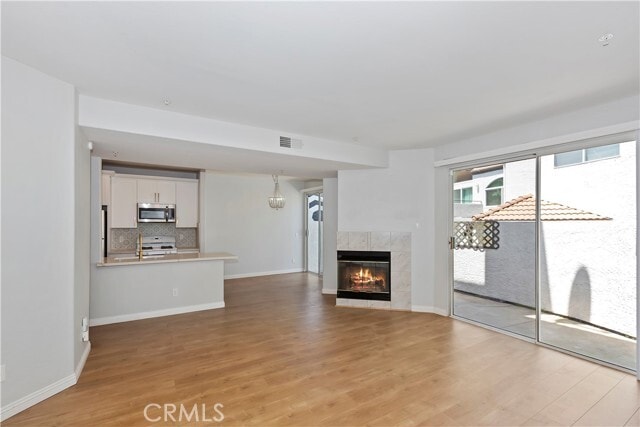 Building Photo - 13133 Le Parc Blvd