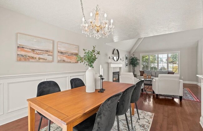 Foto del edificio - 1406 SE Condor Pl