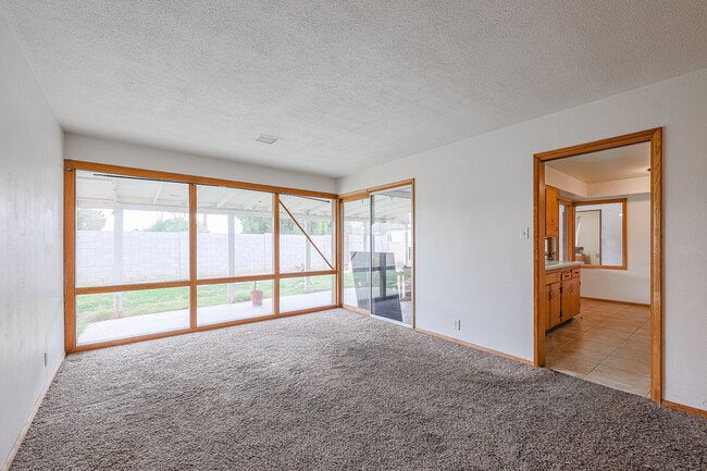 Foto del edificio - 1707 W Hazelwood St