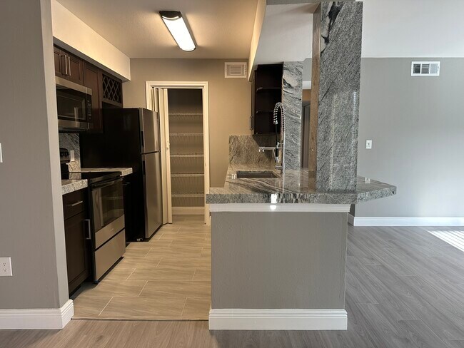 Foto del edificio - 2662 NW 33rd St