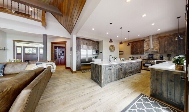 Foto del edificio - 21605 117th St