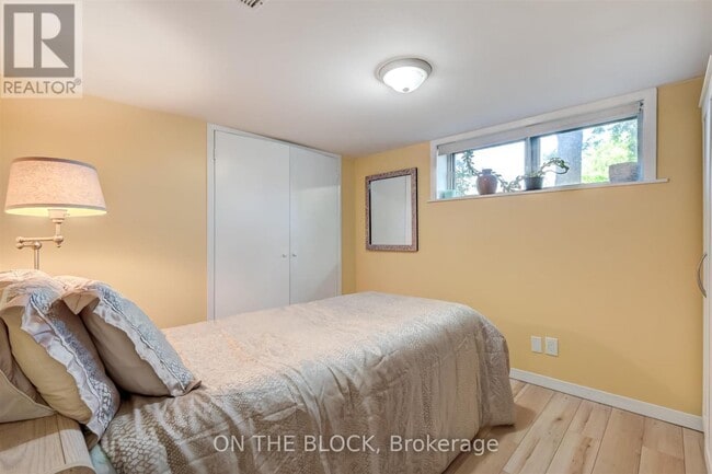 Building Photo - 534 Midland Ave