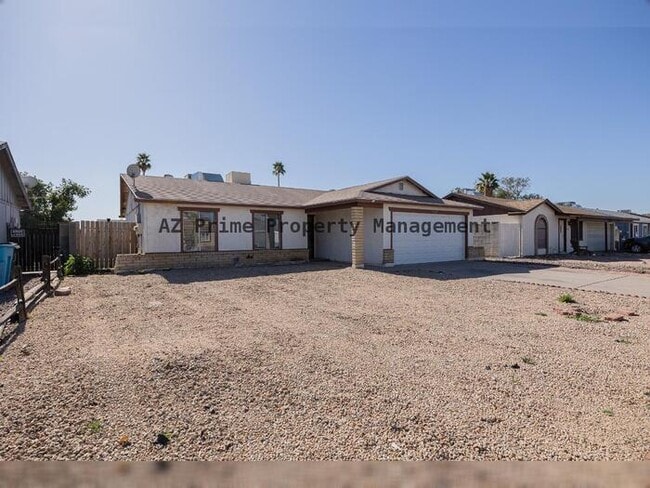 Building Photo - 3629 E Blanche Dr