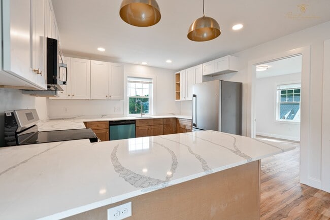 Photo - Updated 2 Bedroom Apartment with Laundry & Parking in Cranston, RI
