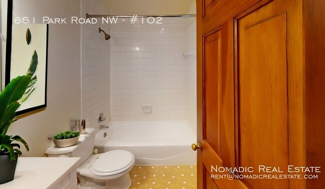 Foto del edificio - 1661 Park Rd NW