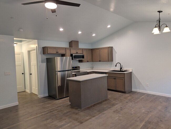 Foto del edificio - Brand New Single Level Home