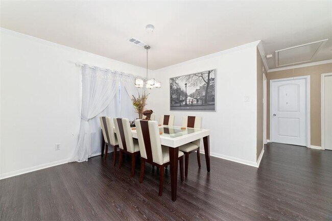 Foto del edificio - 11643 Garden View Dr