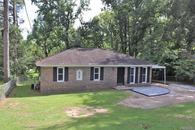 Foto del edificio - 3348 Harrison Rd