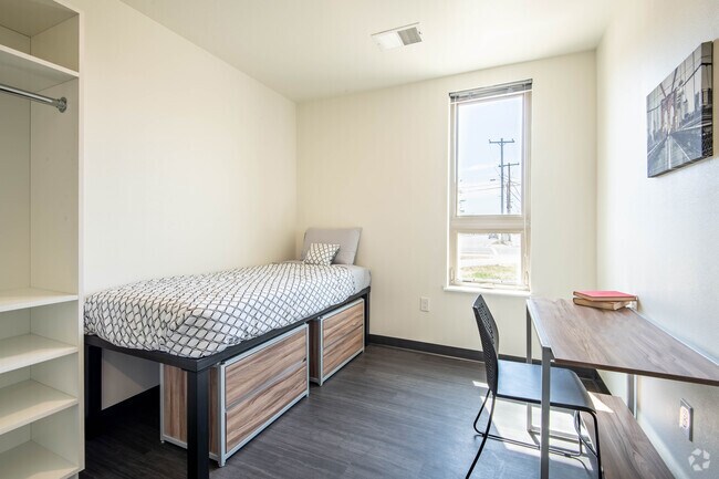 4HAB, 2BA - 1012SF - The Reserve Student Apartments