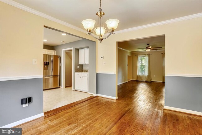 Building Photo - 1804 Golf View Ct
