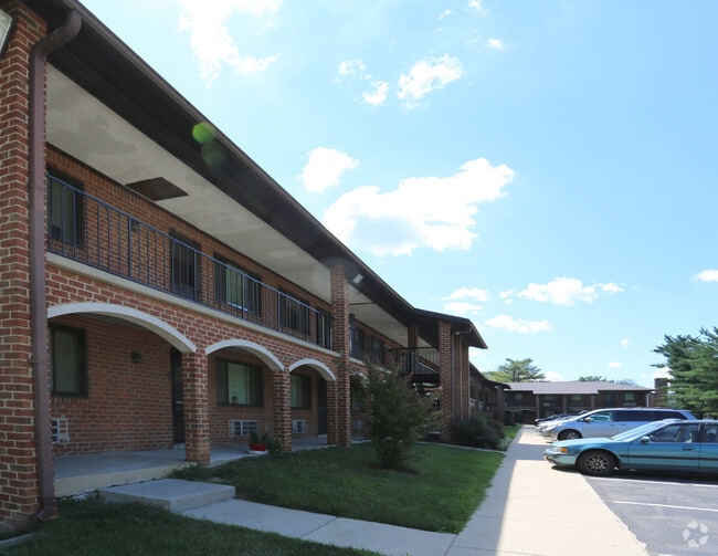 Vista At White Oak* Apartments Silver Spring, MD
