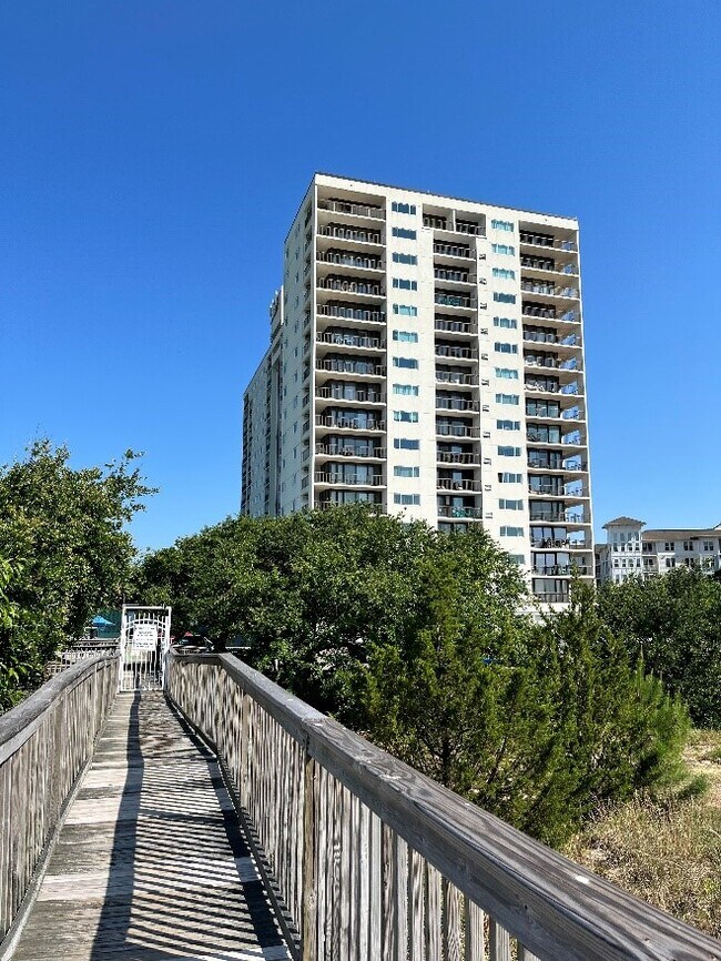 Foto del edificio - 3288 Page Ave