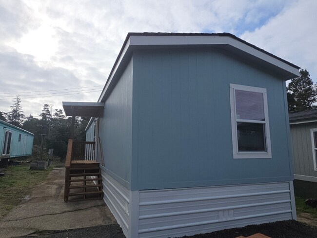 Foto del edificio - 87675 US-101