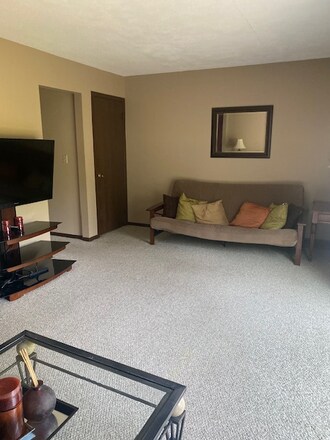 Foto del edificio - 1124 Appletree Ln