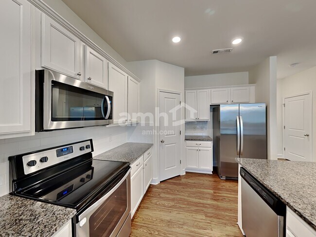 Building Photo - 5079 Trailwater Drive