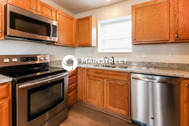 Foto del edificio - 3 Bedroom Pet-Friendly Home in Kansas City...