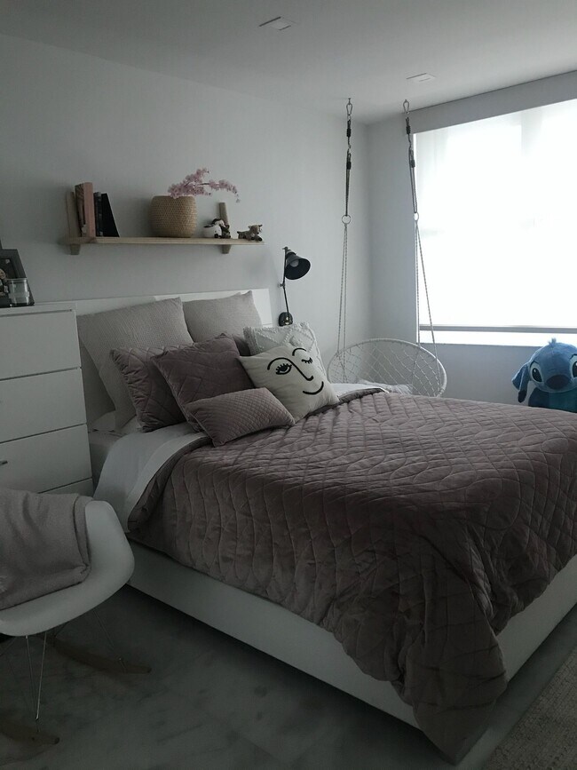 Foto del edificio - 800 Claughton Island Dr