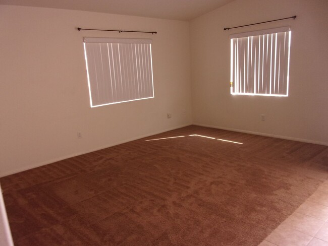 Foto del edificio - 3 Bedroom 2 Bath Home coming soon!