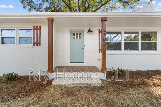 Foto del edificio - 3503 Linwood Rd