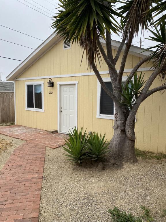Foto principal - 2107 Sunset Ave