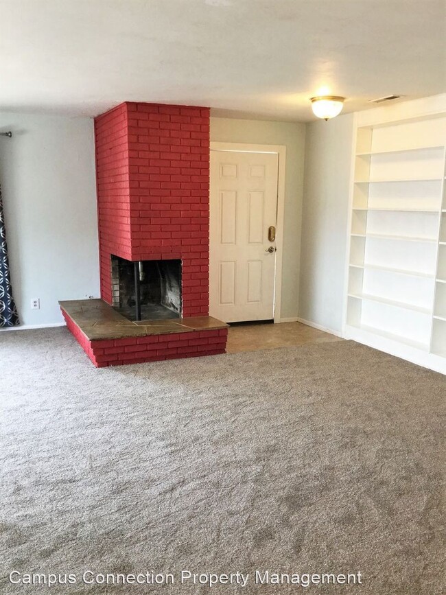 Building Photo - 4 br, 2 bath House - 2270 Hilyard