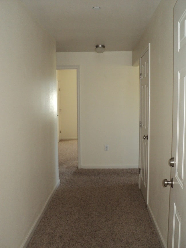 Building Photo - Blackk Cove Condo for Rent