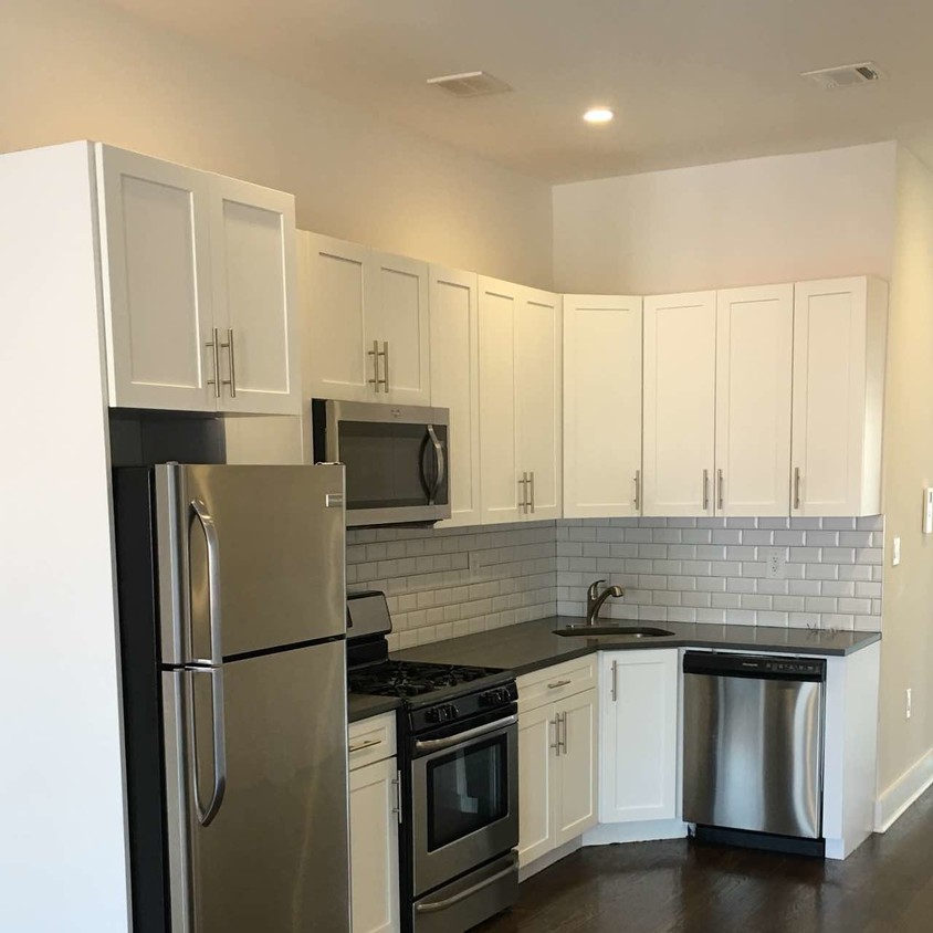 Primary Photo - 125 Covert St